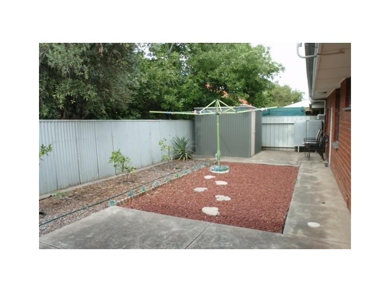 2A  Malpas Street, Rostrevor SA 5073