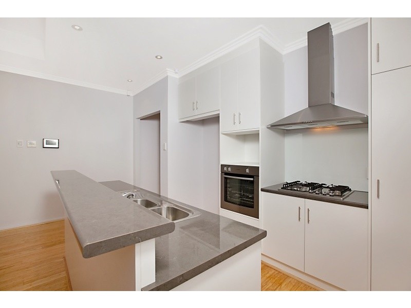 2 Woodhead Street, West Beach SA 5024