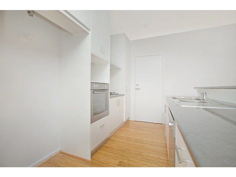 2 Woodhead Street, West Beach SA 5024