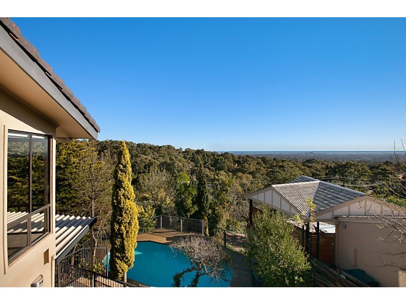 17 Gandys Gully Road, Stonyfell SA 5066