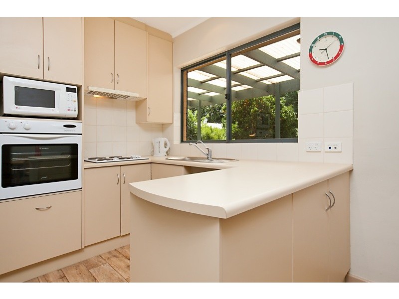 10 Barcoo Road, Para Hills SA 5096