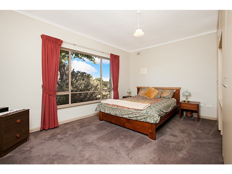 10 Barcoo Road, Para Hills SA 5096