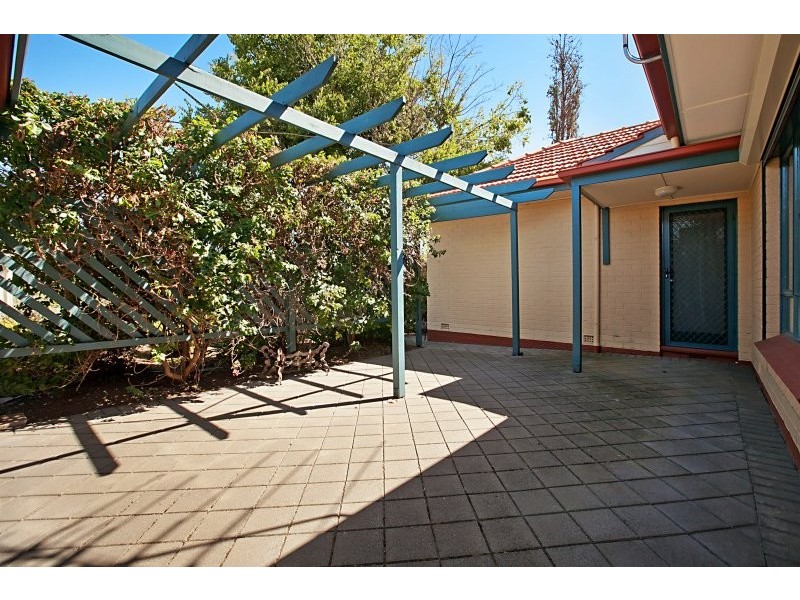 10 Barcoo Road, Para Hills SA 5096