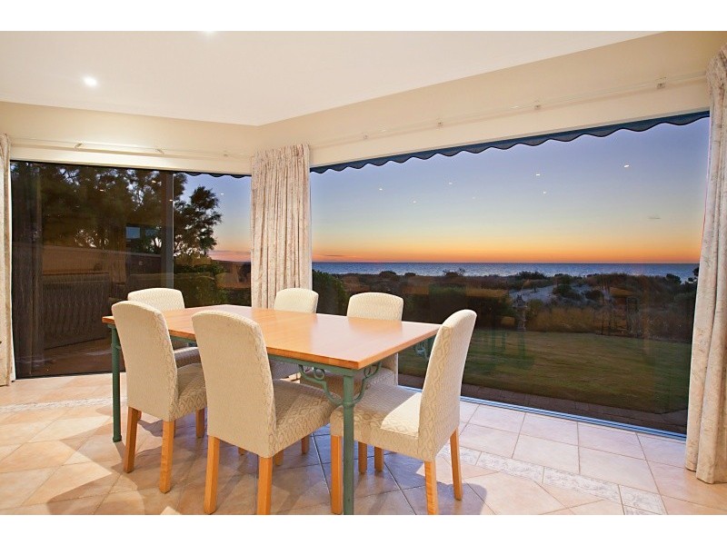 13 Shore Court, West Lakes Shore SA 5020