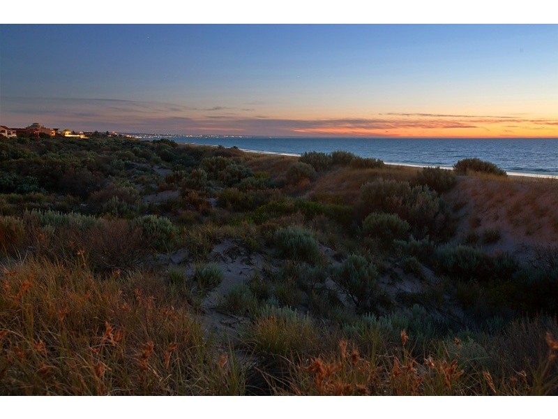 13 Shore Court, West Lakes Shore SA 5020