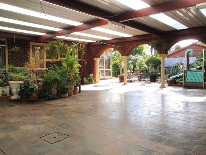 11 Hendrix Crescent, Paralowie SA 5108