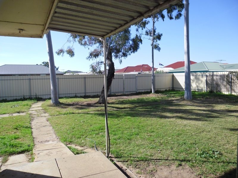321 Burton Road, Burton SA 5110
