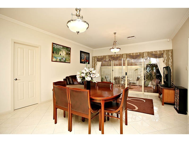20A Collingwood Avenue, Flinders Park SA 5025