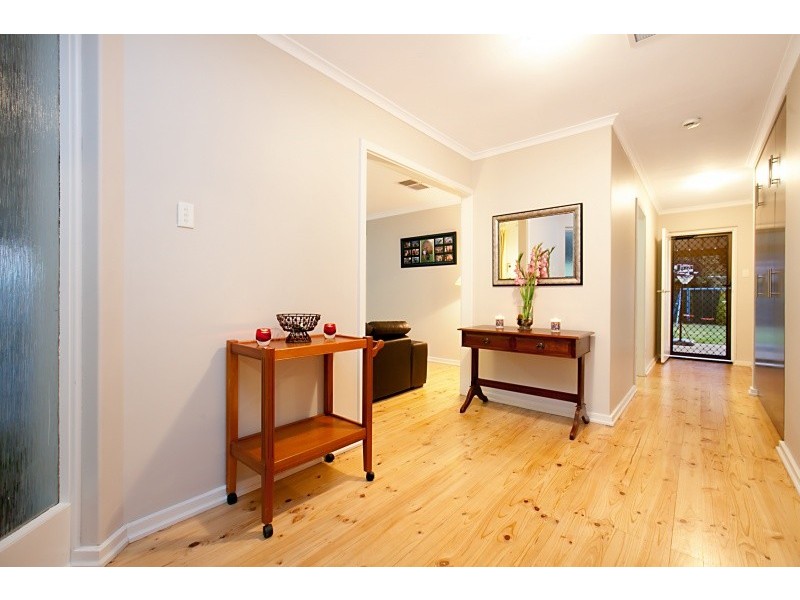 8 Leslie Mcintyre Avenue, Salisbury Downs SA 5108