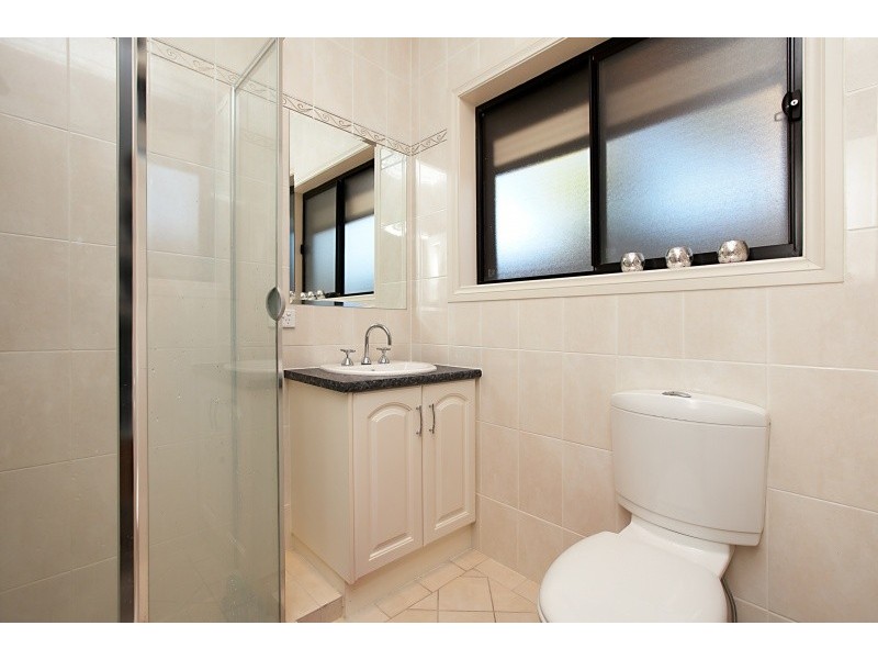 8 Hutley Road, North Haven SA 5018