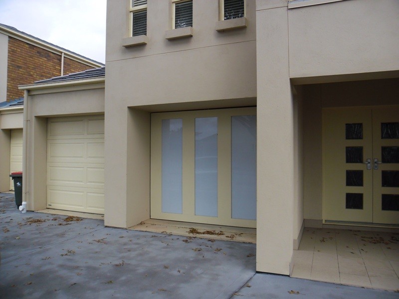 2D Leak Avenue, Glenelg North SA 5045