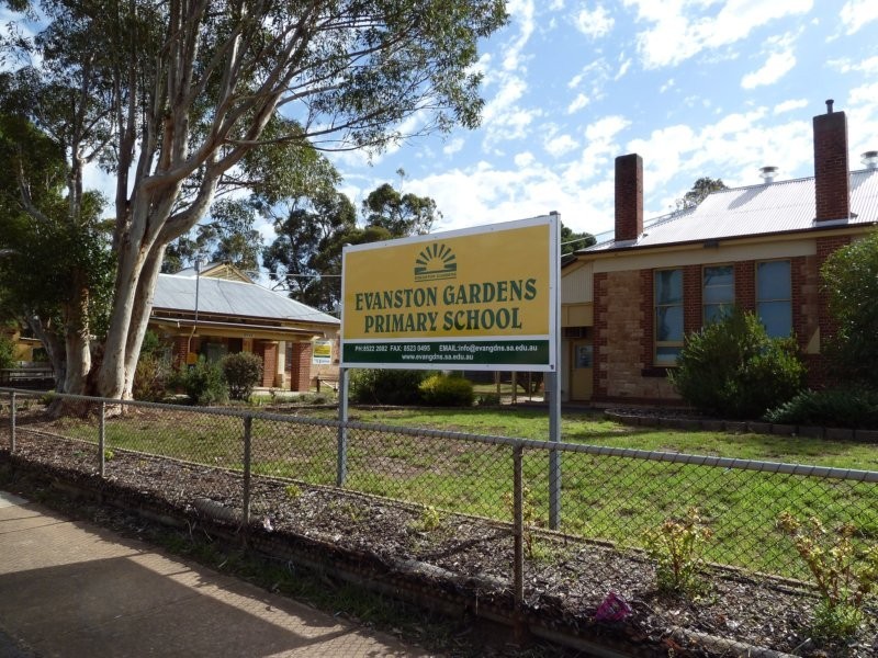 7 Ross Davis Avenue, Evanston Gardens SA 5116