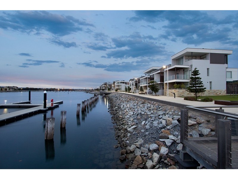 504/6  Wirra Drive, New Port SA 5015
