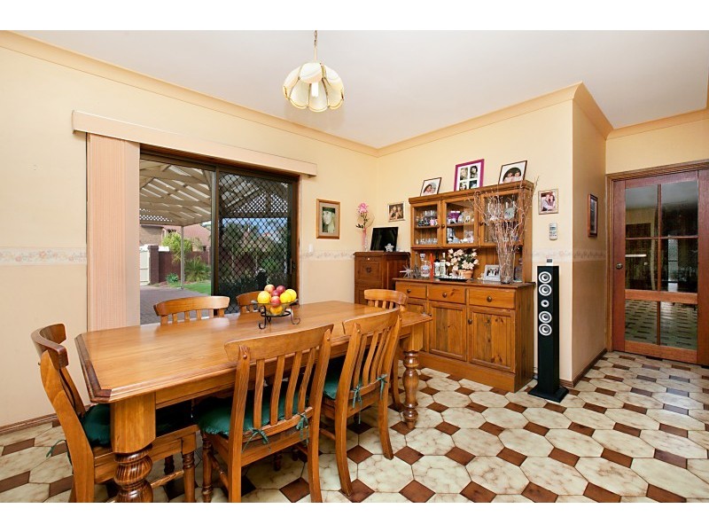 8 Hawaii Court, West Lakes SA 5021