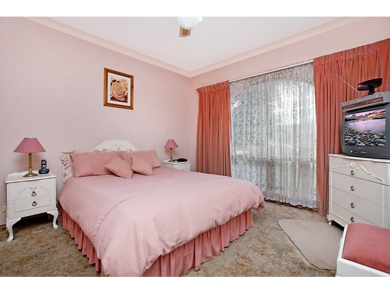 8 Hawaii Court, West Lakes SA 5021