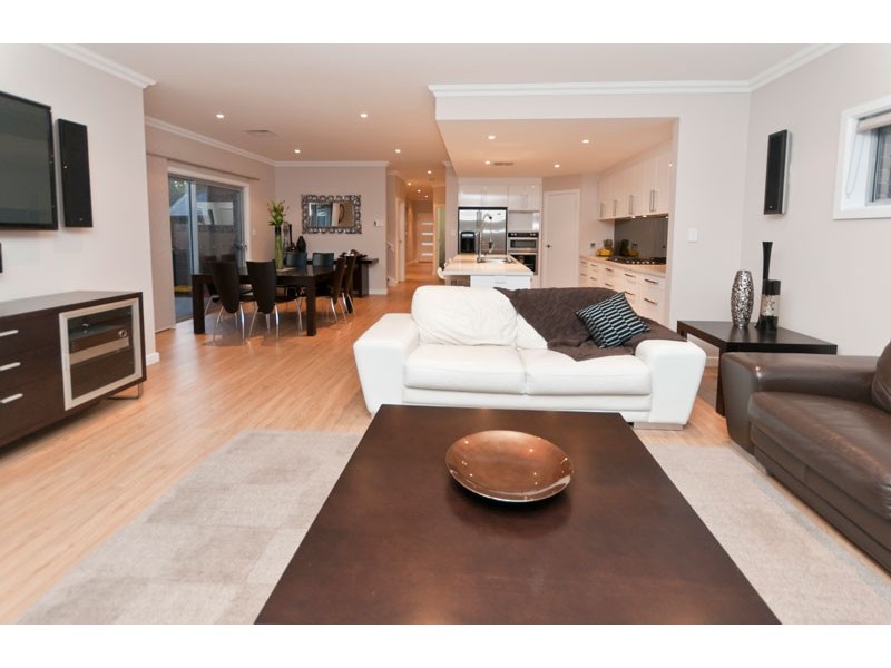 15 Lindsay Street, Highbury SA 5089