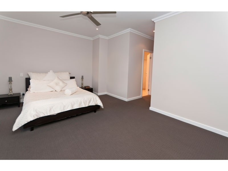 15 Lindsay Street, Highbury SA 5089