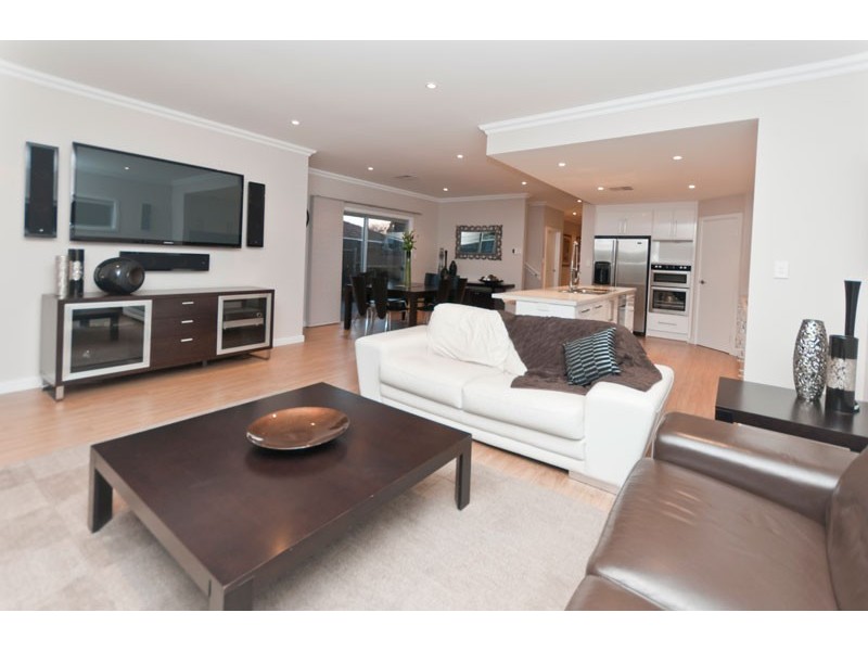 15 Lindsay Street, Highbury SA 5089