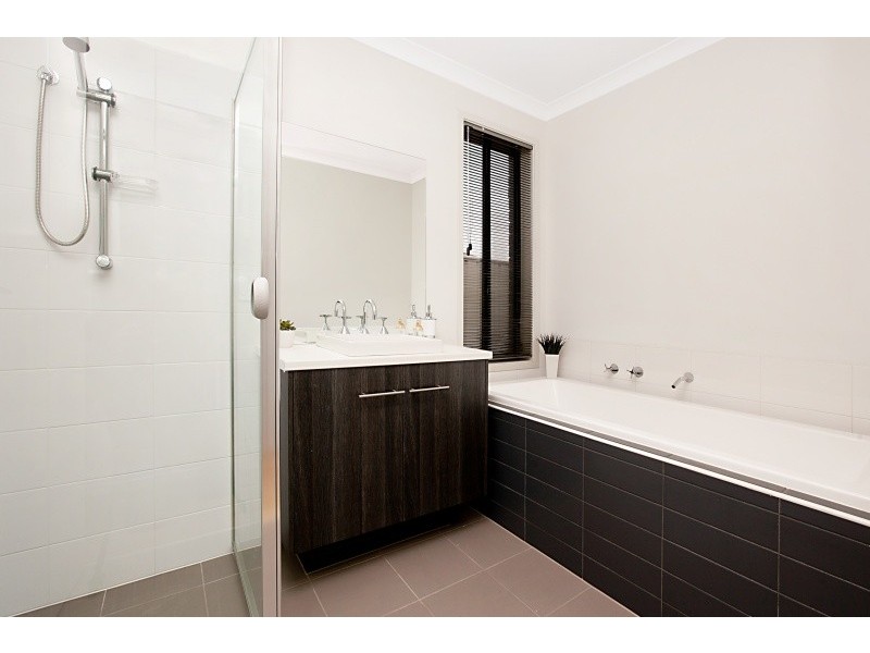 14 Kinross Avenue, Burton SA 5110