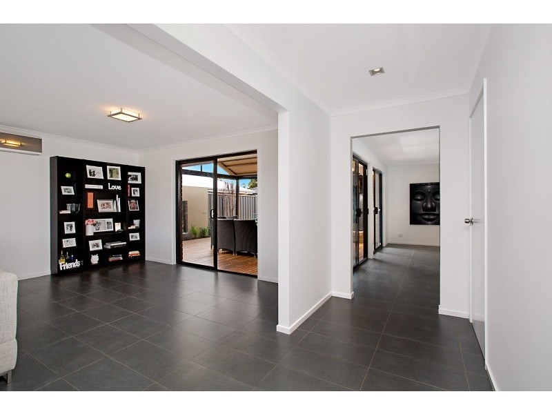 5 St Clair Avenue, Andrews Farm SA 5114