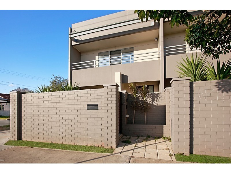 1/211 Findon Road, Findon SA 5023