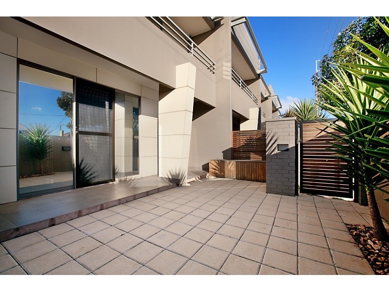 1/211 Findon Road, Findon SA 5023