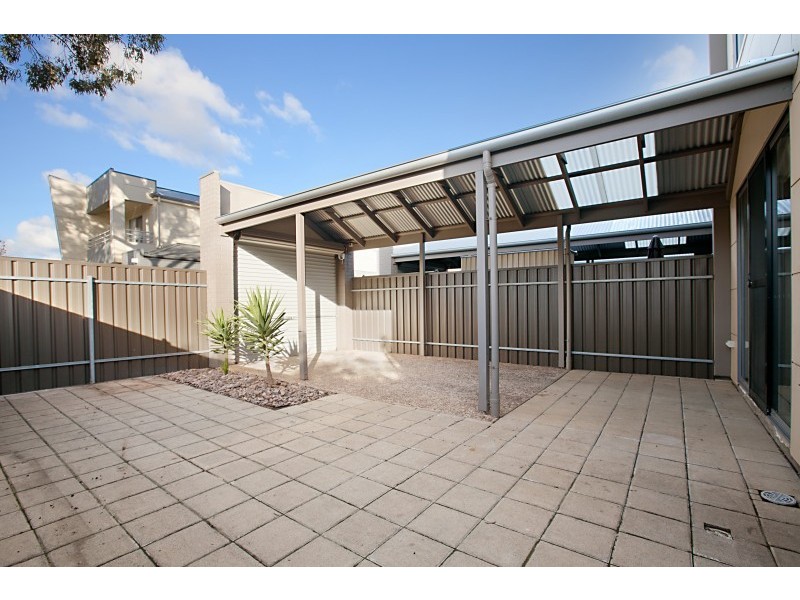 1/211 Findon Road, Findon SA 5023