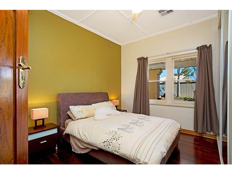 10 Francis Street, Peterhead SA 5016