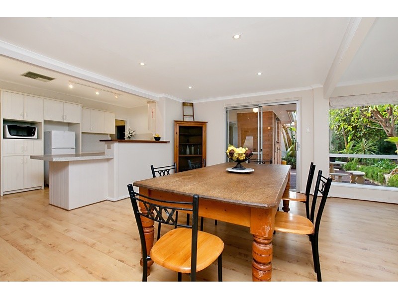 15 Stirling Walk, Redwood Park SA 5097