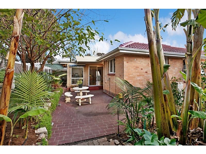 15 Stirling Walk, Redwood Park SA 5097