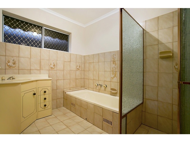 275 Lyons Road, Dernancourt SA 5075