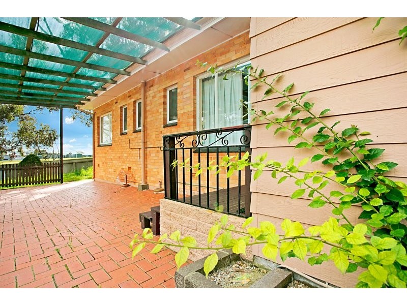 18 Fairway Street, Para Hills SA 5096