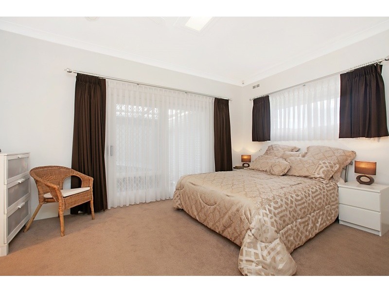 11 William Avenue, Henley Beach South SA 5022