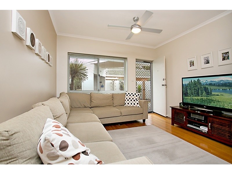 3/114 Military Road, Henley Beach South SA 5022