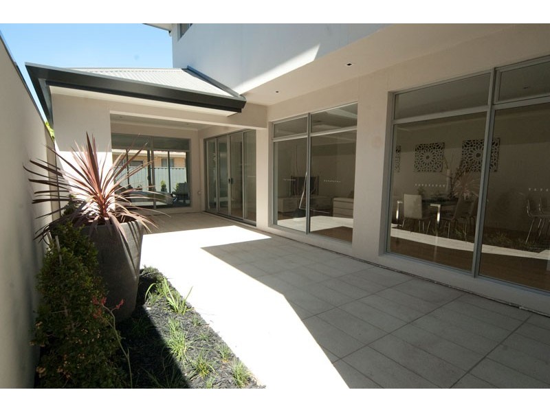 98 Charles Sturt Avenue, Grange SA 5022