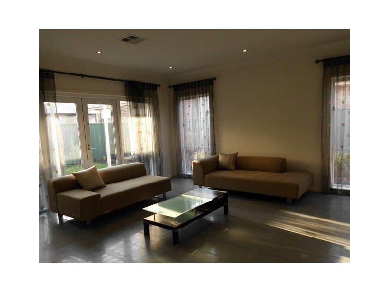 51  Shoalhaven Circuit, Mawson Lakes SA 5095