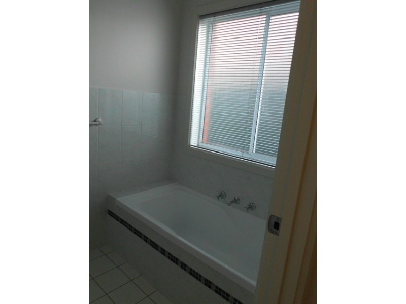 51  Shoalhaven Circuit, Mawson Lakes SA 5095