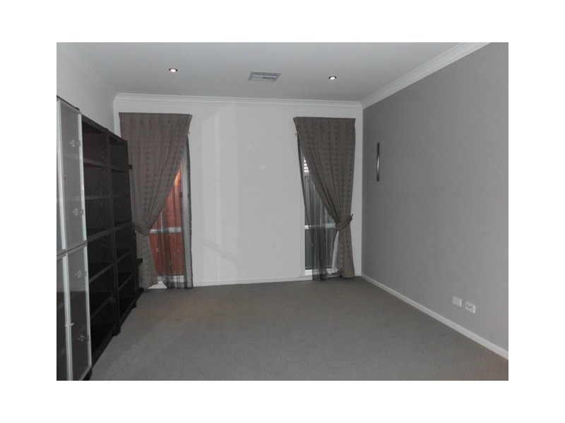 51  Shoalhaven Circuit, Mawson Lakes SA 5095