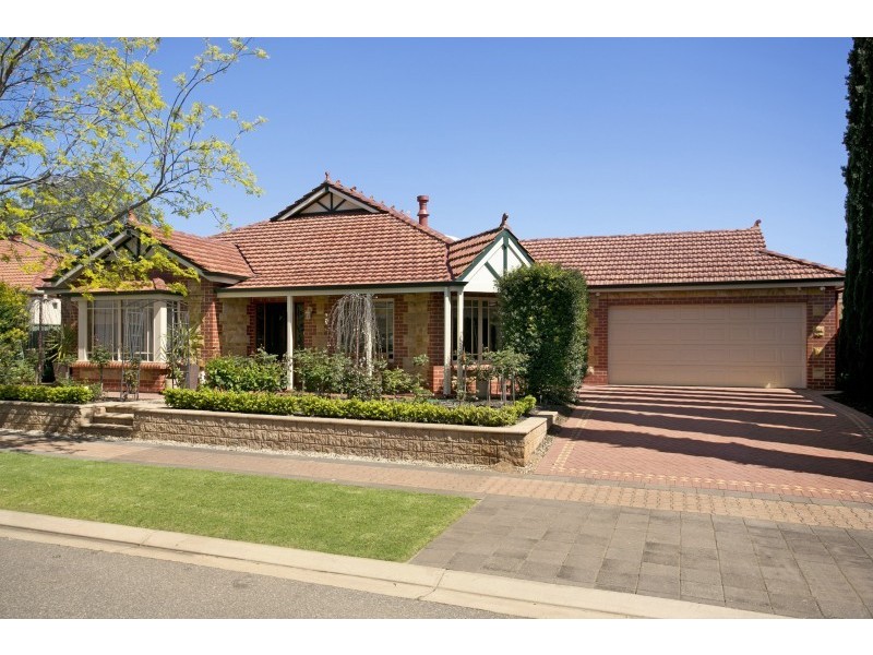 13 Sheaoak Drive, Mawson Lakes SA 5095