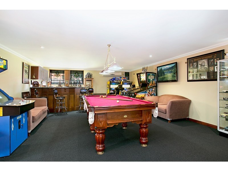 13 Sheaoak Drive, Mawson Lakes SA 5095
