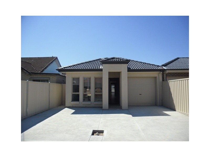 21 Avro Avenue, Albert Park SA 5014