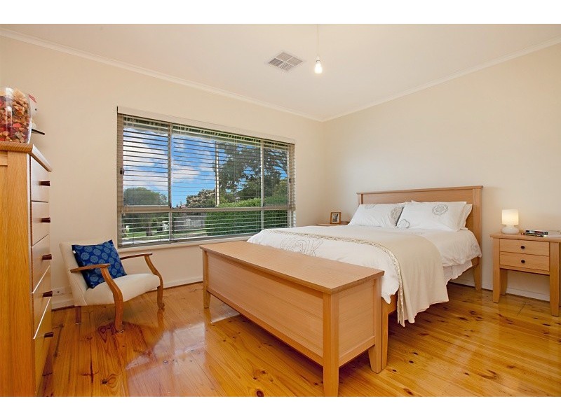 10 Stevens Avenue, Para Hills SA 5096