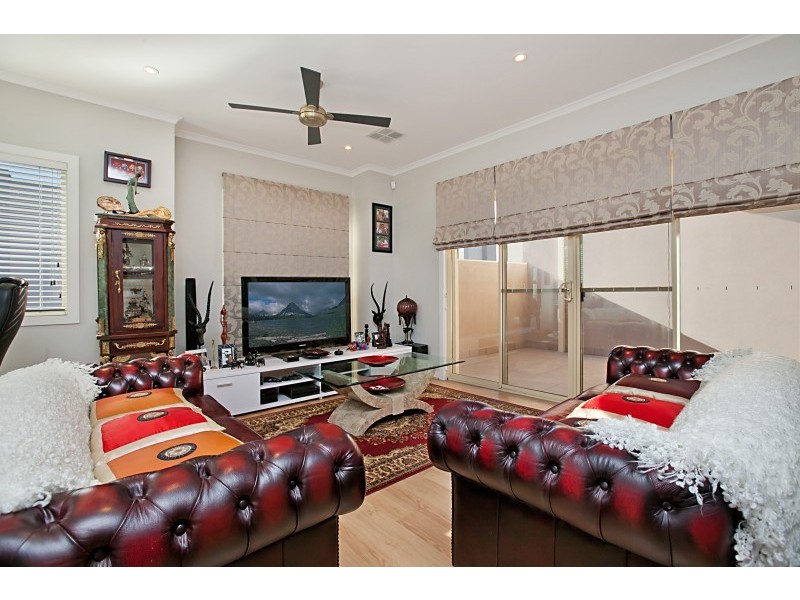 1/731  Port Road, Woodville SA 5011