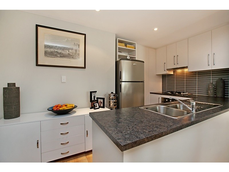 1/731  Port Road, Woodville SA 5011