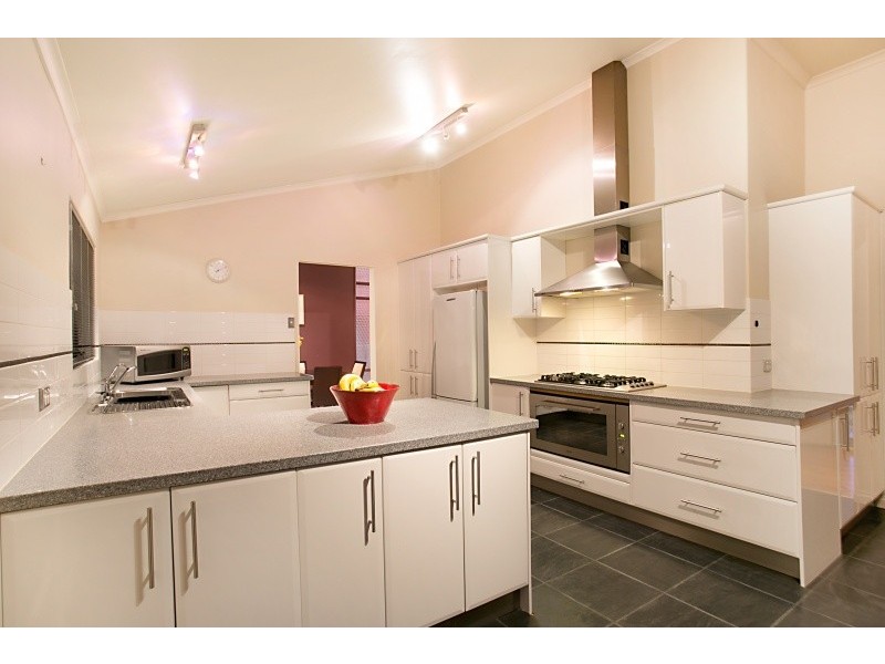 8  Janette Place, Grange SA 5022