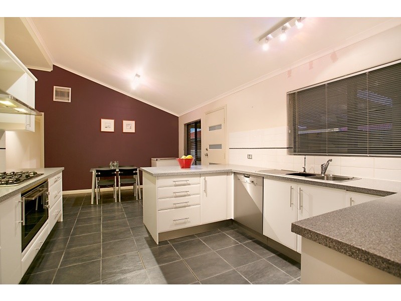 8  Janette Place, Grange SA 5022