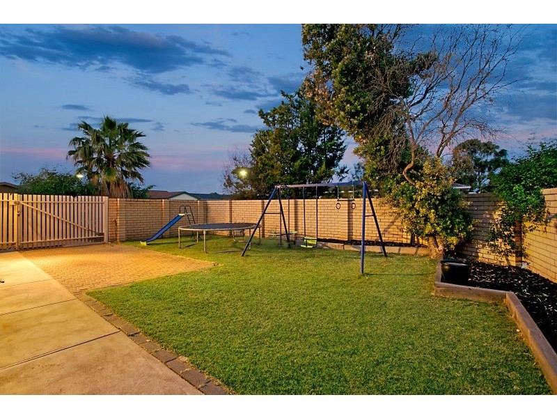 8  Janette Place, Grange SA 5022