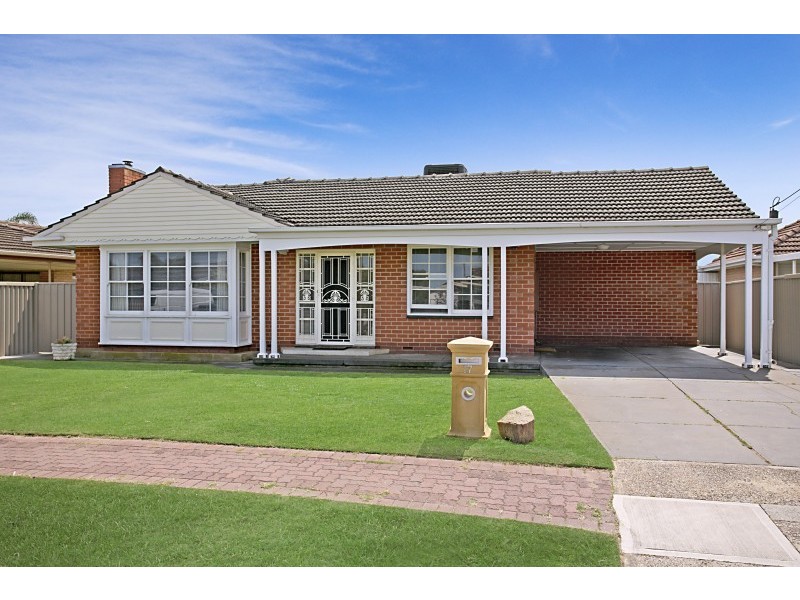 17 Sutherland Avenue, Semaphore Park SA 5019
