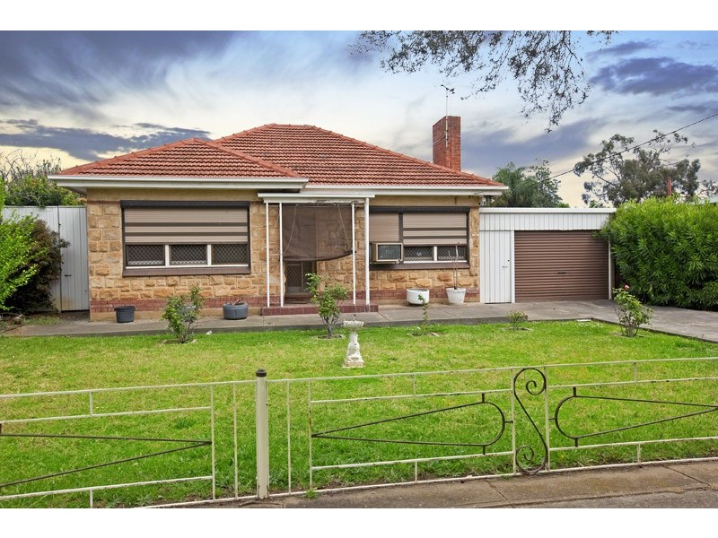 137 Humphries Terrace, Woodville Gardens SA 5012