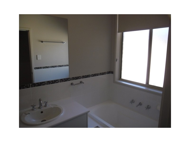 21 Avro Avenue, Albert Park SA 5014